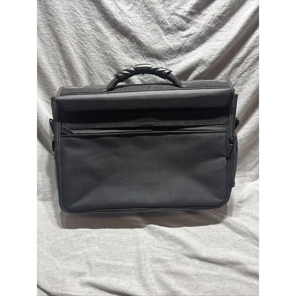 Microsoft Edge Messenger Bag for 17.3